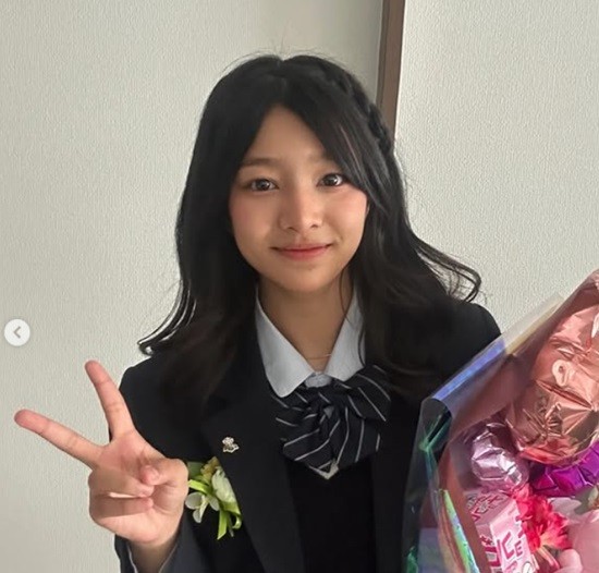 虹咲カリナのインスタグラム＠nizisaki_karinaより