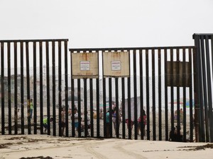 「トランプの壁」を写真でたどる