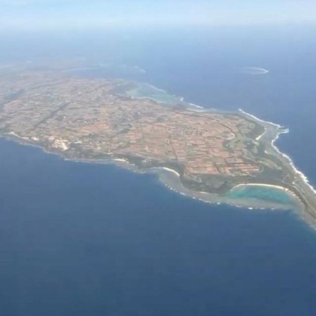 飛行機から見た宮古島／かよぼんさん（@kayobong_travel）提供