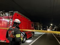 【速報】「ニトログリセリン」と記載された紙パックが歩道に放置　警察が撤去に向け作業中　仙台市泉区南光台