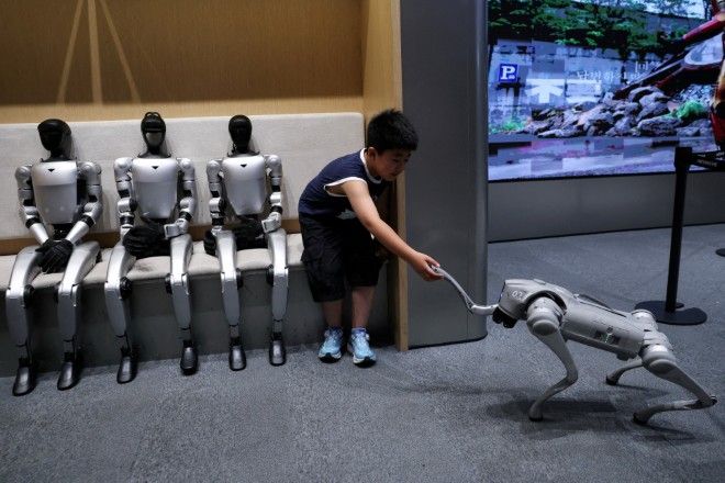 Unitree, China’s humanoid robot makers racing to list