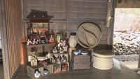 高松市の「四国村」に飾られているひな人形
