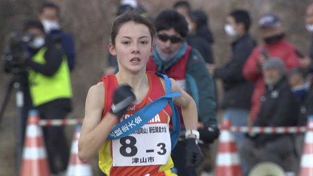 津山市　3区／ドルーリー朱瑛里　選手