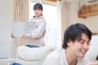 「妻がしてほしい家事」と「夫がしている家事」のギャップが最も大きかったのは？　※画像はイメージです（mapo/stock.adobe.com）