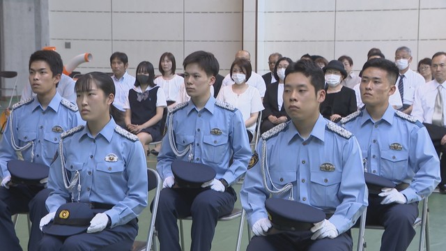 警察官として第一歩を踏み出す　岡山県警察学校で卒業式