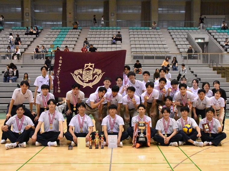 バレー - 背中で導いた早稲田大学のエース小野駿太 感謝と覚悟のMVP