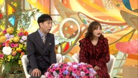 1月5日放送『新婚さんいらっしゃい』に出演する(左から)藤井隆、井上咲楽(C)ABCテレビ