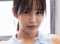 真中つぐ（撮影／小塚毅之　ヘアメイク／米澤和彦　スタイリング／毛利奈奈）