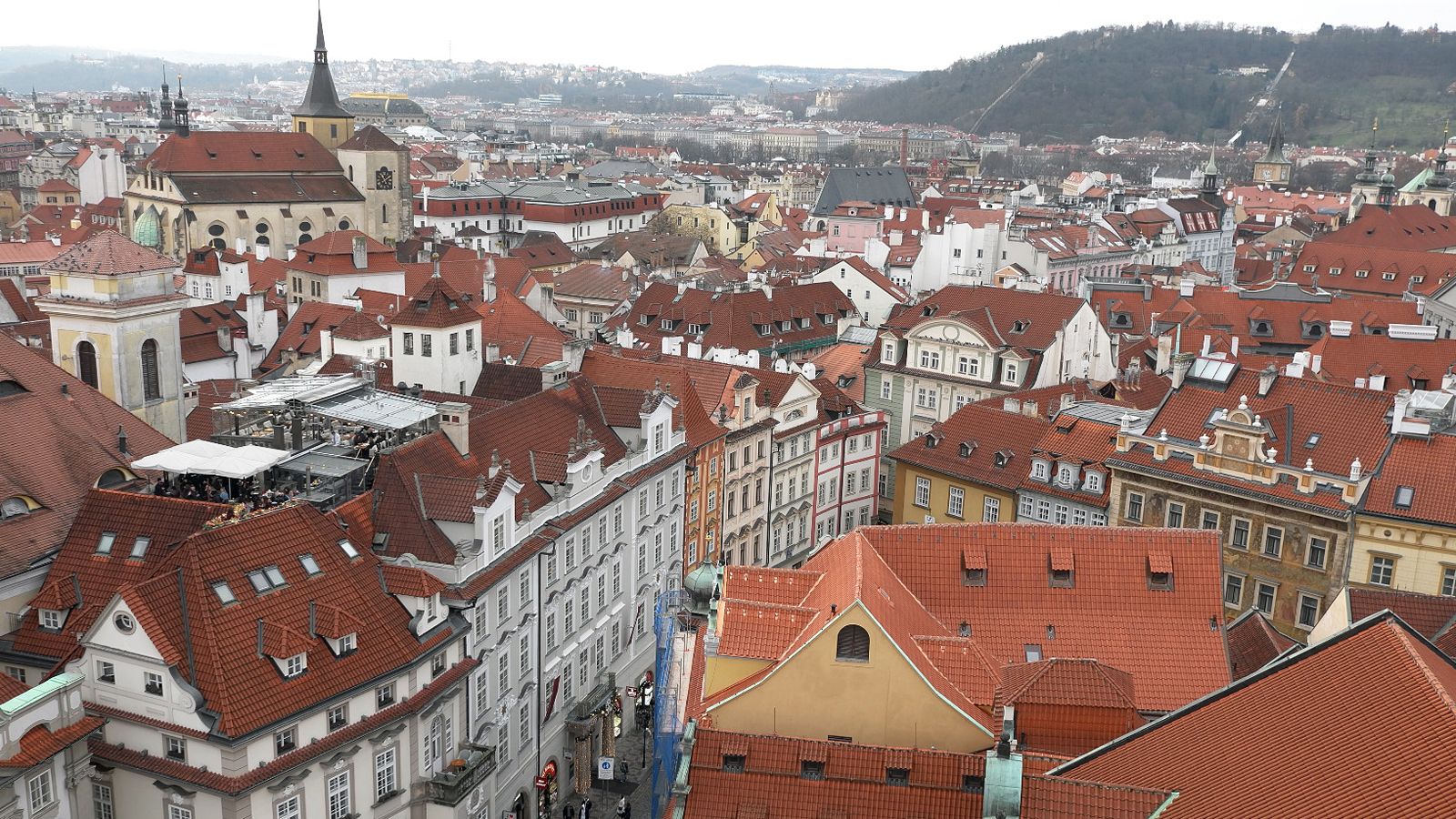 芸術家たちを引き付けた都市プラハ<br>足跡をたどり創造の源泉を知る