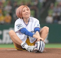 セレモニアルピッチを行ったＴＲＦのＹＵ―ＫＩ＝2025年