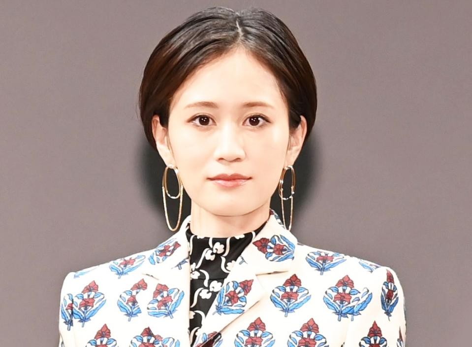 前田敦子、誕生会で板野友美を泣かせる 入室即火を吹き消し「帰ります