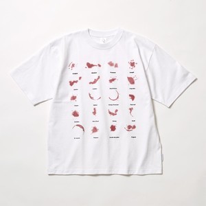 この一枚を媒介に、めくるめく世界が広がる、ヒューマン ネイチャーのTシャツ。