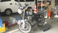 重体の男性高校生が乗っていたオートバイ　岡山南警察署
