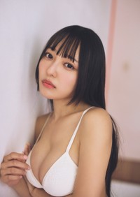 「週プレ」に登場した　すずめ©後野順也／集英社