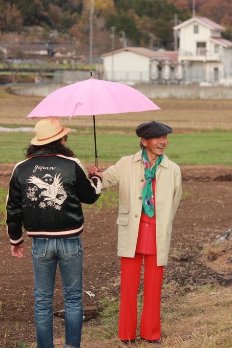 おじいちゃん 88歳の農家おじいちゃん、超ファンキーなモデルに変身！「見てる方も