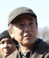 「劇団WAHAHA本舗」を主宰する演出家、放送作家の喰始氏