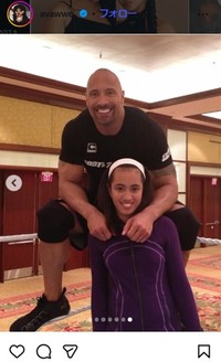 シモーネ・ジョンソンのインスタグラム＠avawwe_