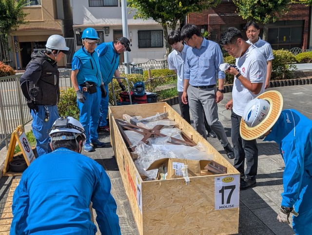 開封。しっかり梱包されています