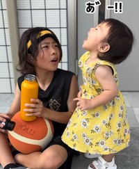 真似っこ大好きしおちゃんも…「あ゛～！」（提供：＠enishi.basketballさん）