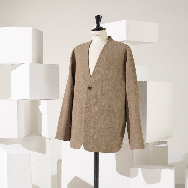 酷暑が続く夏をスタイリッシュに過ごす日本限定ジャケット<br>この春、手に入れたい旬のノーカラージャケット【ポール・スミス】