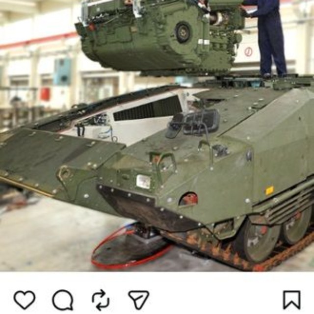 ロールス・ロイス」グループのインスタグラム＠rollsroycegroupより