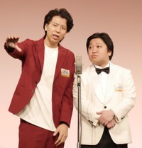 ニッポンの社長（左から）辻、ケツ