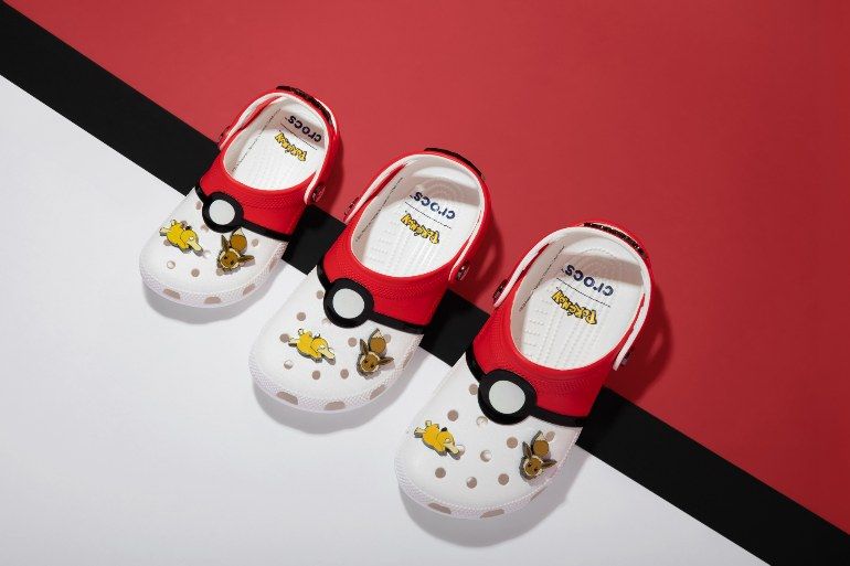 今日はどの子と出かける？ 【クロックス】ポケモン30周年限定モデルが