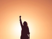 「女だから～」と戦う時いつも応援してくれる大人がいた、いつか私も