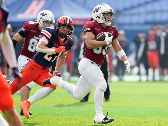 アメフト - 早稲田大RB長内一航 エースの穴を埋める4TD、野球で届か