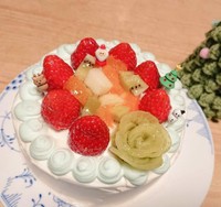 2019年の手作りケーキ＝「杏仁豆風」さんのX（@sweet_s_teews）より