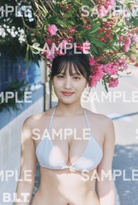 花咲楓香 「B.L.T.」(東京ニュース通信社)2026年11月号セブンネットショッピング購入特典ポストカード