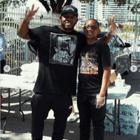 マック・メイン（左）と息子アイザイア（通称ジーク）