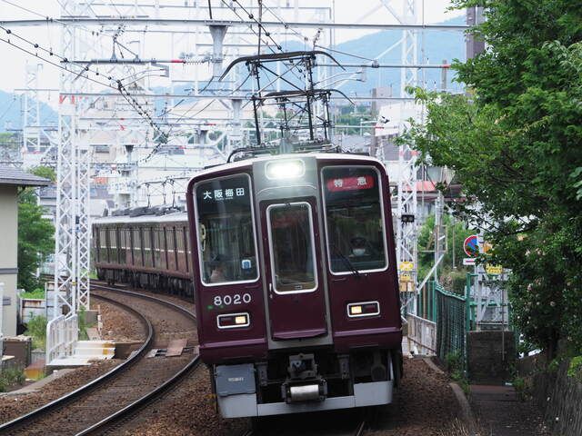 阪急神戸線 ダイヤ改正で快速が復活 塚口駅をスルーして武庫之荘駅に停車する理由｜まいどなニュース