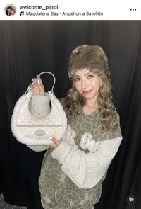 「第41回 マイナビ 東京ガールズコレクション 2025 AUTUMN/WINTER」に出演したリンダカラー∞・りなぴっぴ　本人のインスタグラム（@welcome_pippi）より＝2025年9月6日投稿