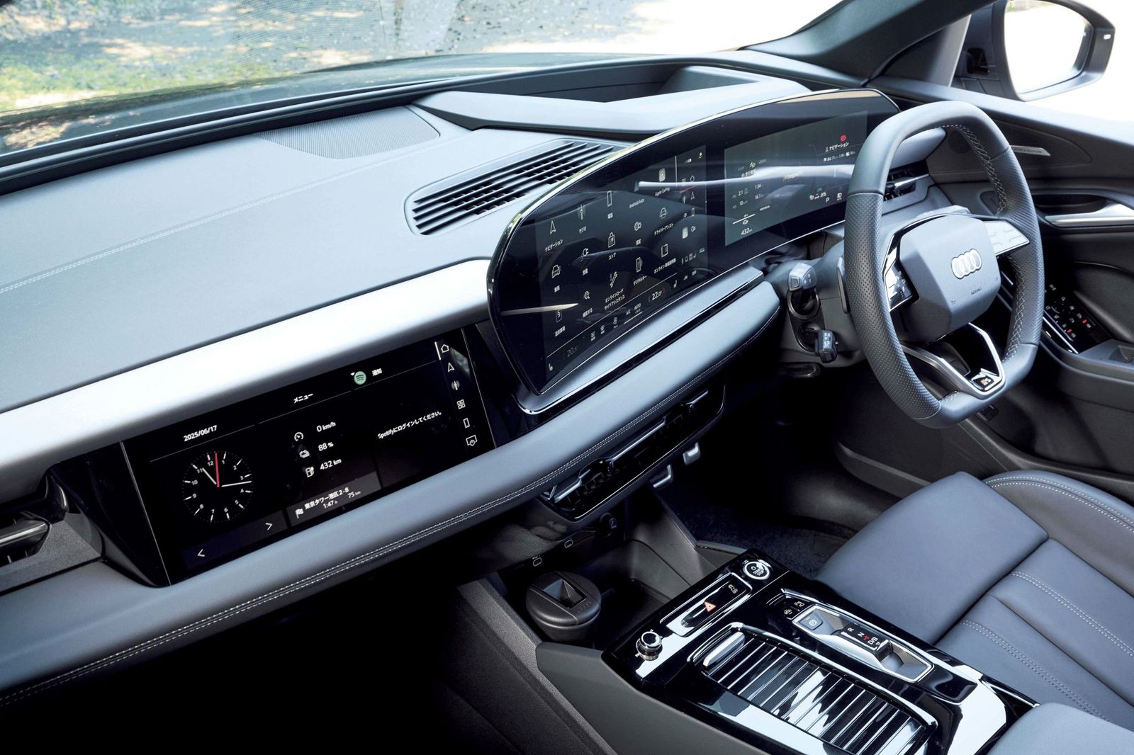 05_Q6-e-tron_Media-test-drive-(65)