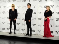 （左から）ＲＯＬＡＮＤ、ＧＡＣＫＴ、門りょう＝2020年12月16日