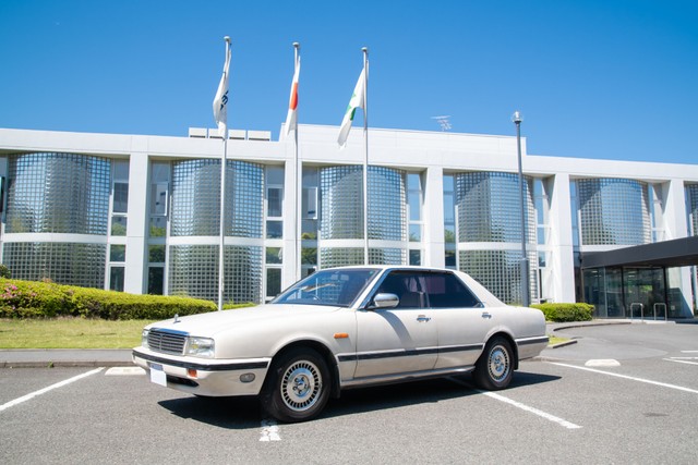 伊藤かずえさんの愛車シーマ（日産自動車提供）