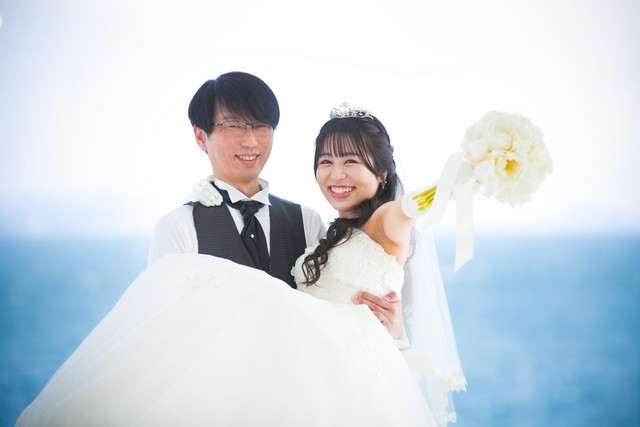 元アイドルと‟トップオタク”が、27歳差婚！　結婚までの詳しい経緯を尋ねた