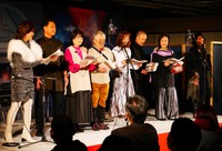 アフレコを行う「シャリバン」の俳優陣＝都内