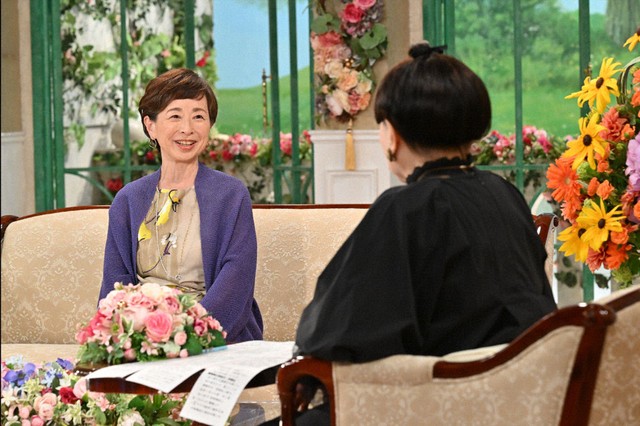 「徹子の部屋」    黒柳徹子(右)、阿川佐和子＝テレビ朝日提供