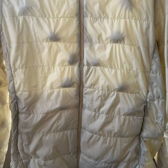 洗濯表示を無視した結果、別物のようになったダウン／レイラさん（@Ht8Sul）提供