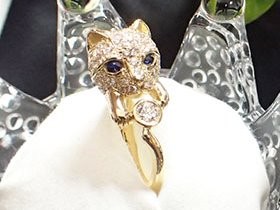 愛犬・愛猫がジュエリーに　すべて手作業の指輪・ネックレス