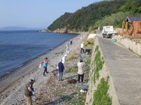 2025年の海浜清掃活動（小豆島町汐江海岸）四国地方整備局提供