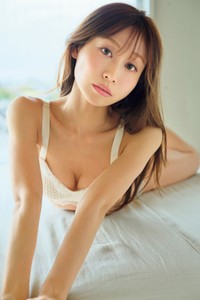 「FLASH」（26年3月10日発売号）に登場した青海ひな乃ⓒ光文社／週刊FLASH（写真・市川秀明）