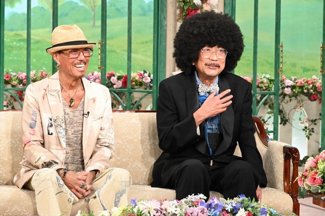 2日放送の「徹子の部屋」に出演するバブルガム・ブラザーズのブラザーコーン（左）とブラザートム＝テレビ朝日提供