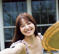 高橋かの「週刊SPA! 」(扶桑社)8月19日号より＝撮影／藤本和典 ヘアメイク／萩村千紗子 スタイリング／木村美希子 