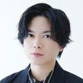 加藤シゲアキさんの読んできた本たち 「これは俺だ！」震えた村上春樹訳「キャッチャー・イン・ザ・ライ」