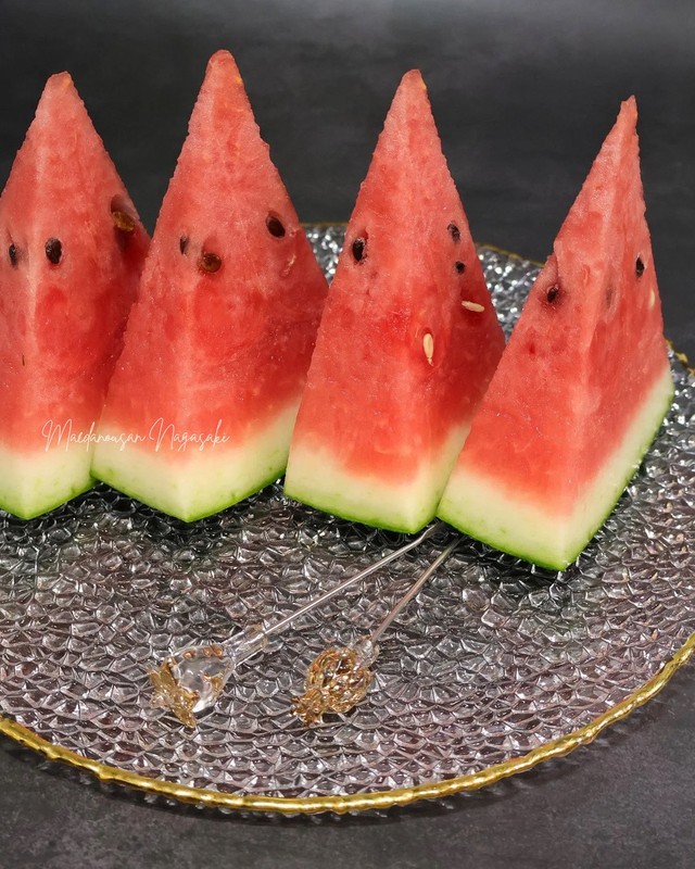 鮮度抜群！美味しそうな大玉スイカ（提供：農家のヨッメさん）