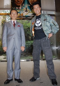 水谷豊（左）と寺脇康文＝2008年