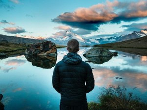 就職せずゲームに明け暮れる彼氏に別れを告げた。「人は変えられない」